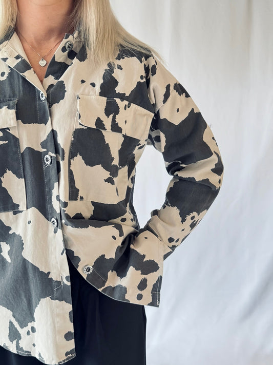 Oversize Hemd Kuh Grau