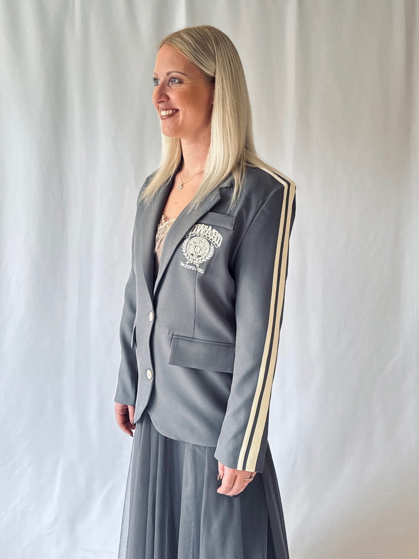Blazer Statement Grau